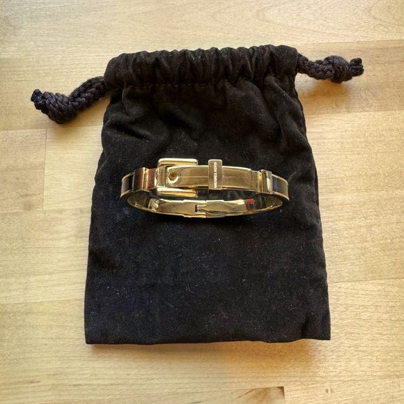 Michael Kors - Runway Chronograph Black Dial Stainless Steel Men’s Watch MK8265 - Picture 9 of 10